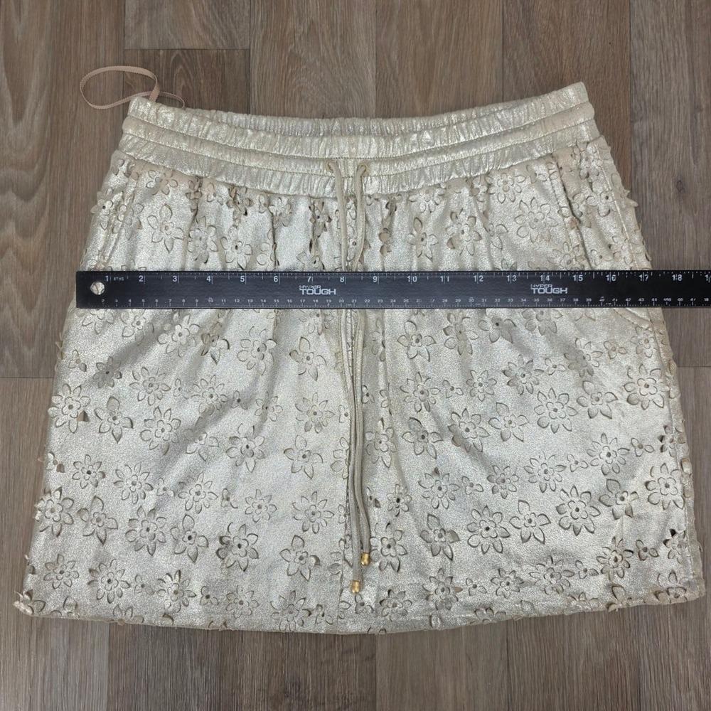 Leifsdottir Anthropologie Metallic‎ Gold Leather Floral Eyelet Mini Skirt Size 2 - Picture 9 of 10
